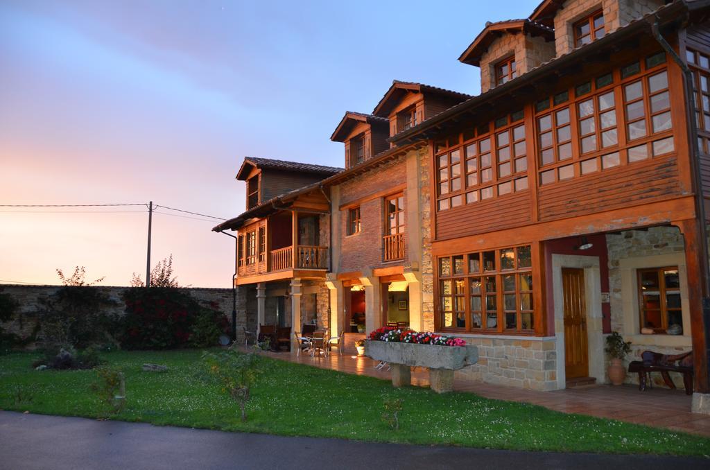 Hotel Casona De Tresali Argüero Esterno foto